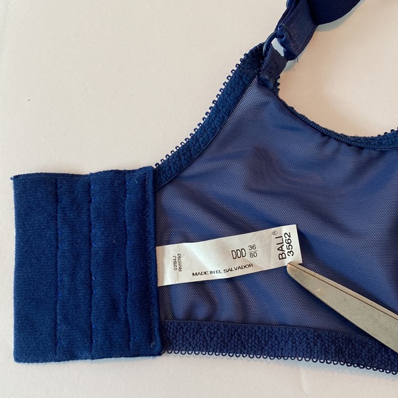 SOLD 36F Minimizer Bali Blue 3562 “Satin Tracings” 4 Hooks NWT New 80F 36DDD - Picture 6 of 7